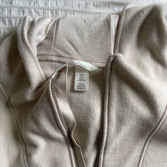 H&M Maternity Fleece pullover - Picture 2 of 2